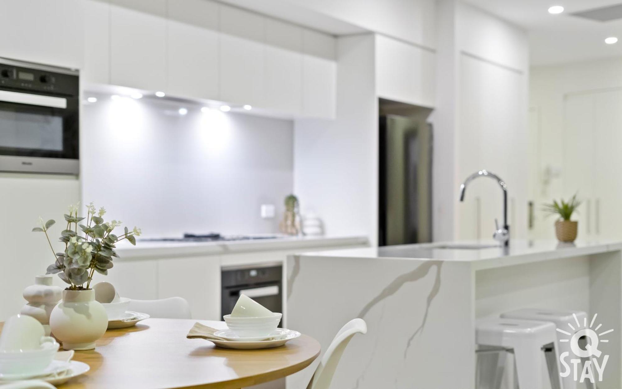 Ruby Apartments - Qstay โกลด์โคสต์ ภายนอก รูปภาพ
