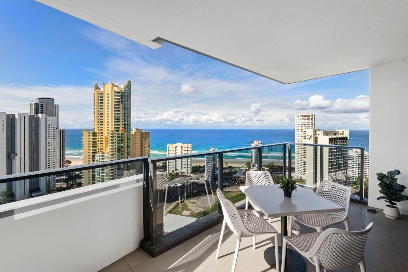 Ruby Apartments - Qstay โกลด์โคสต์ ภายนอก รูปภาพ