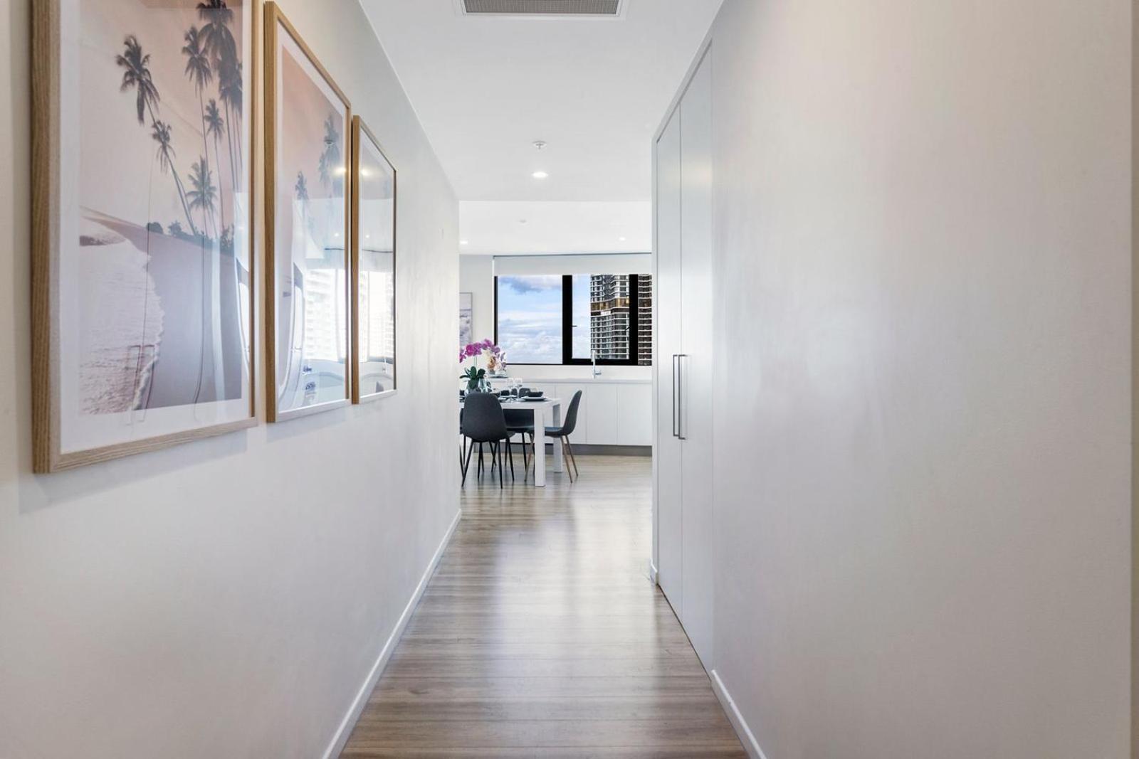 Ruby Apartments - Qstay โกลด์โคสต์ ภายนอก รูปภาพ