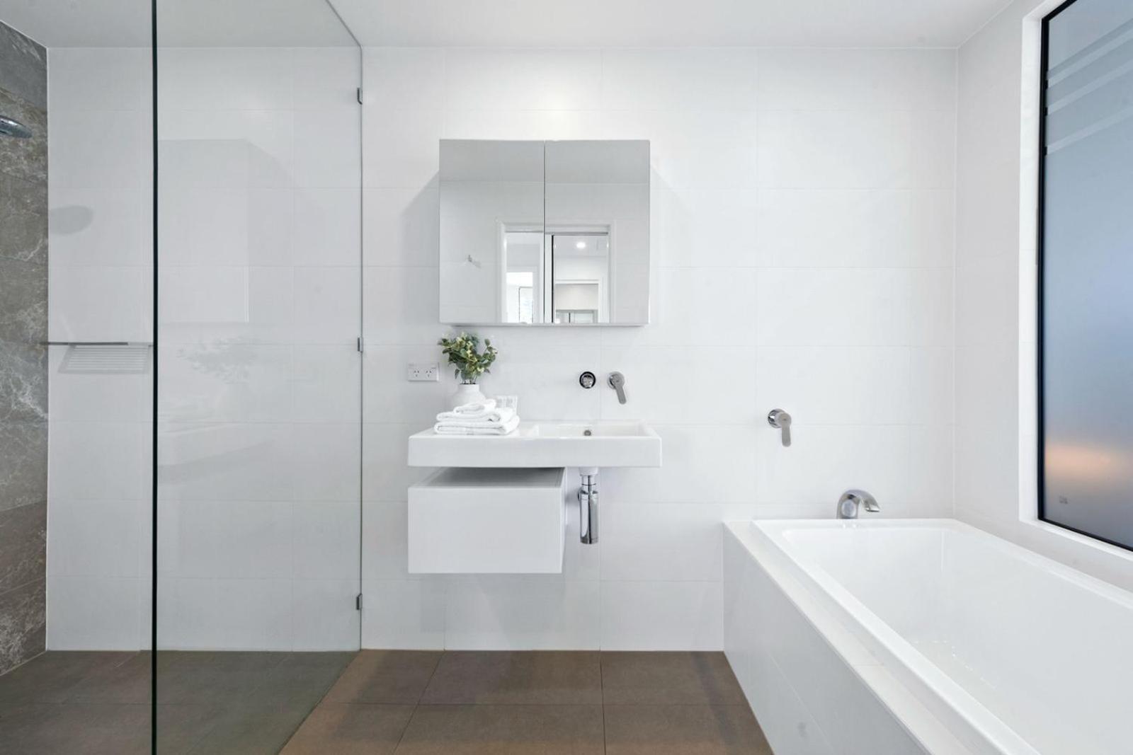 Ruby Apartments - Qstay โกลด์โคสต์ ภายนอก รูปภาพ