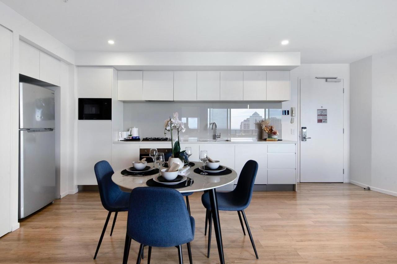 Ruby Apartments - Qstay โกลด์โคสต์ ภายนอก รูปภาพ