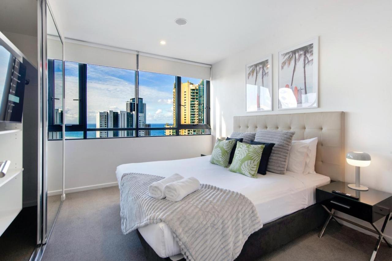 Ruby Apartments - Qstay โกลด์โคสต์ ภายนอก รูปภาพ