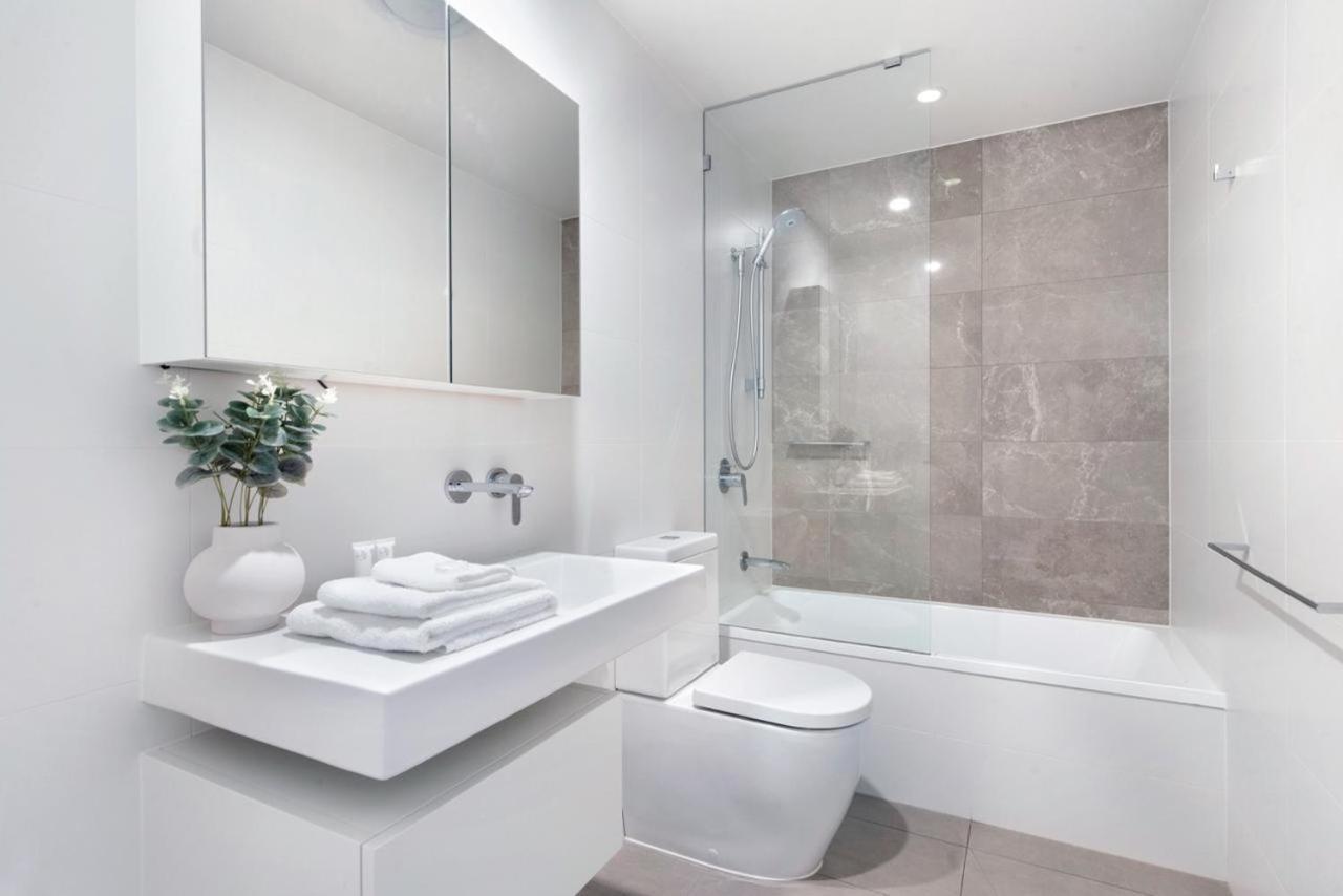 Ruby Apartments - Qstay โกลด์โคสต์ ภายนอก รูปภาพ