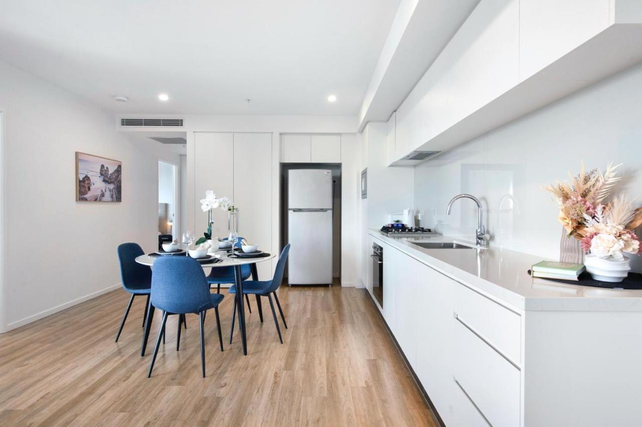 Ruby Apartments - Qstay โกลด์โคสต์ ภายนอก รูปภาพ